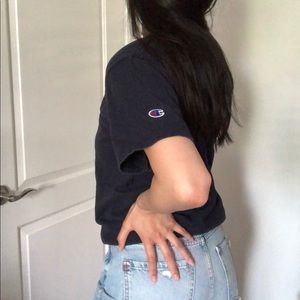 CHAMPION NAVY BLUE TSHIRT